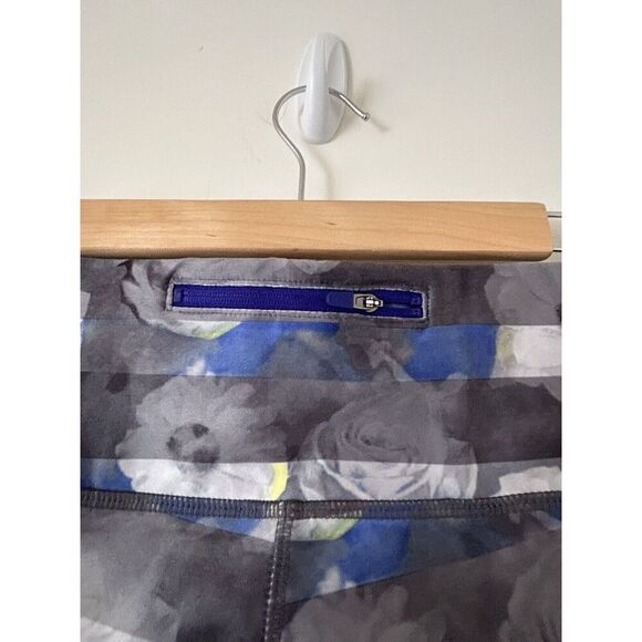 MONDETTA Leggings Workout Yoga Women Size Medium Gray Stripes Floral - Picture 3 of 6